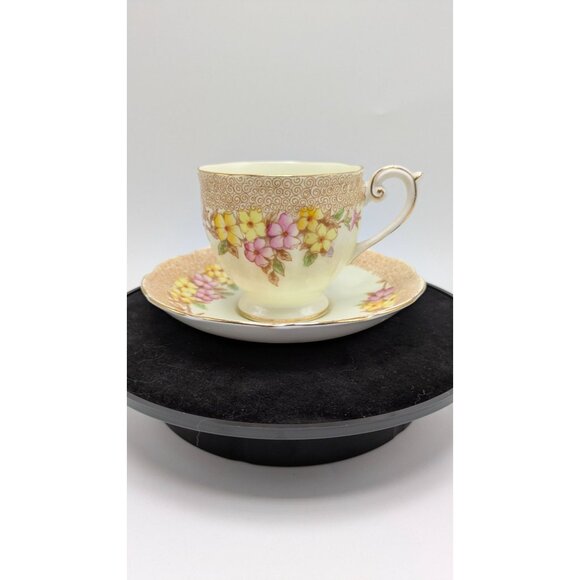 Bell China England Bone China Teacup Saucer Hand Painted Floral Gold Trim - Picture 16 of 17